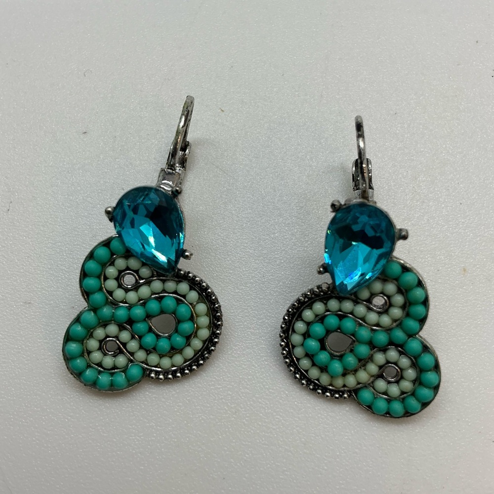 Beaded Dangle Pierced Earrings Blue Rhinestone / Beads Spain